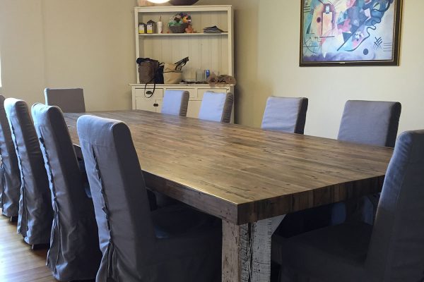 reclaimed-wood-dining-table